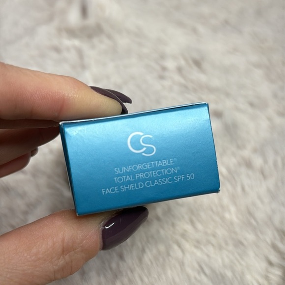 ColorScience | Sunforgettable® Total Protection® Face Shield Classic SPF 50 - Picture 3 of 12